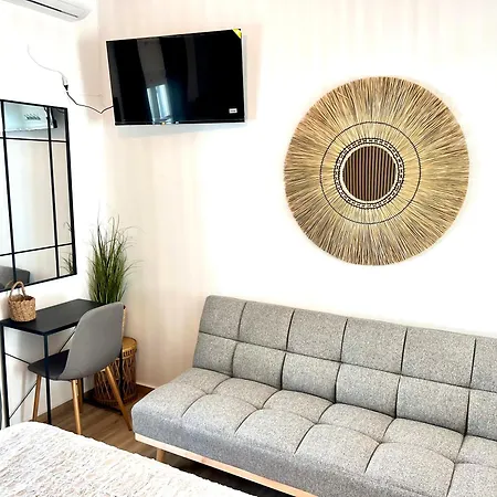 Aeolian Blu 5 Apartment