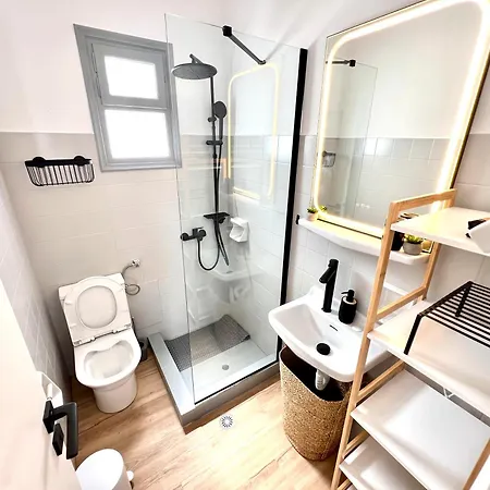 Aeolian Blu 5 Parikia (Paros)