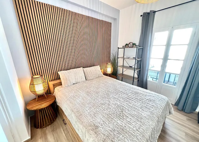 Aeolian Blu 5 Apartment