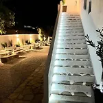 Aeolian Blu 5 Apartment *