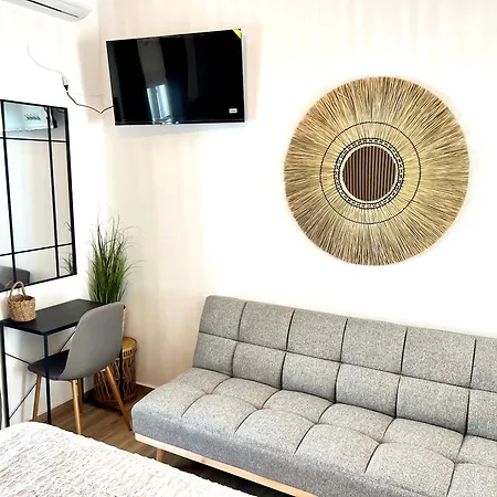 Aeolian Blu 5 Apartment
