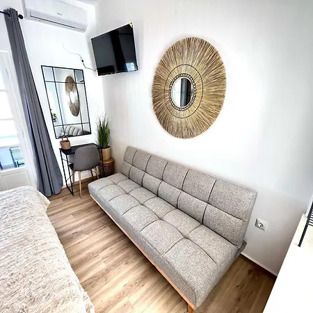 Aeolian Blu 5 Apartment